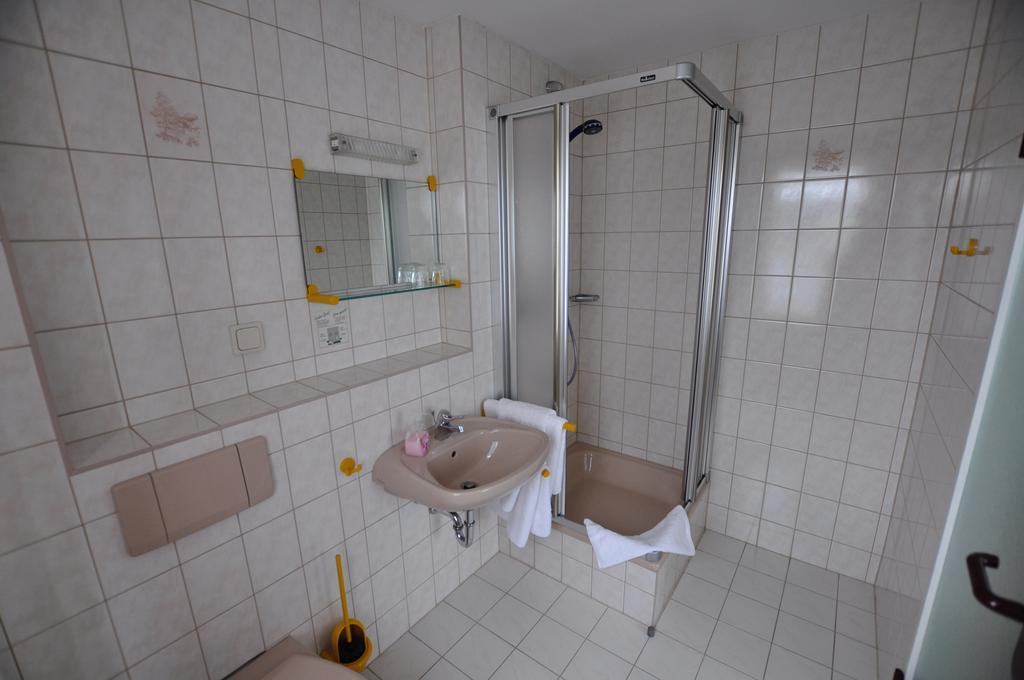 Landhotel Weisses Roess'L Adorf Exterior foto
